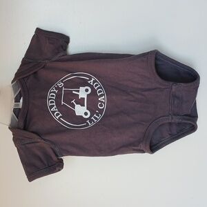 Rabbit Skins Short Sleeve Bodysuit "Daddy's Lil' Caddy" Gray Size 6 Months